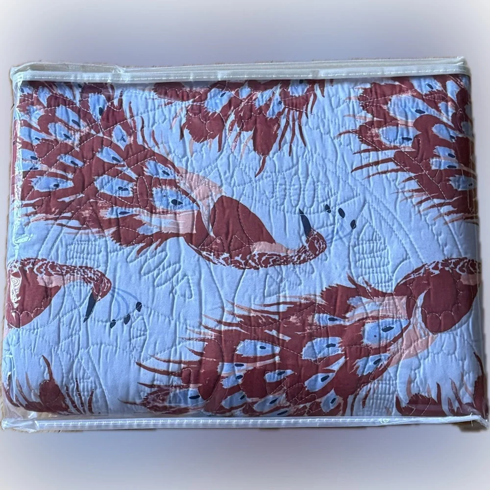 Opalhouse Medallion Stitch Quilt Twin Peacock Design